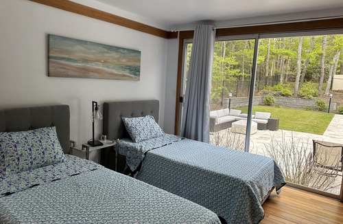 Popponesset House | MCM Gem in New Seabury w/heated pool, sleeps up10