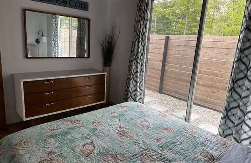 Popponesset House | MCM Gem in New Seabury w/heated pool, sleeps up10