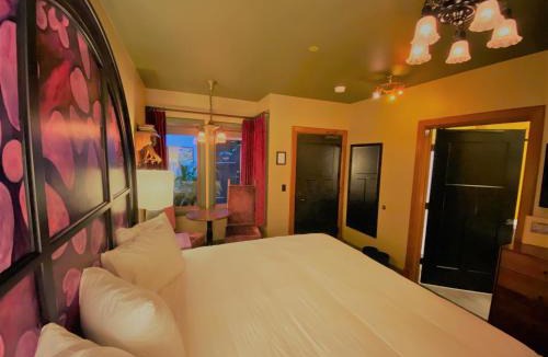 New Tacoma Hotel | McMenamins Elks Temple