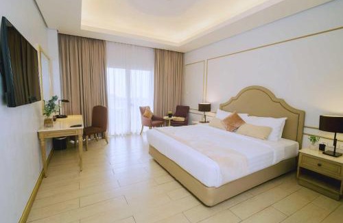 Laurel Apartment | MCollection - Scenic Tagaytay Getaway with Taal Views