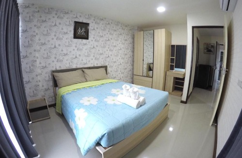 Noen Phra Apartment | Me Condo by SN