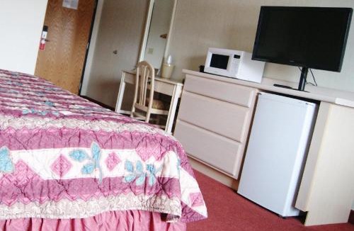 Ithaca Hotel | Meadow Court Inn - Ithaca