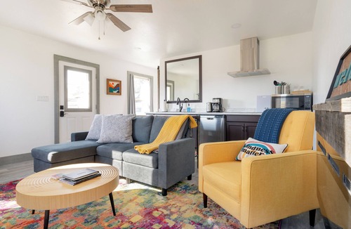 Stanley Cabin | Meadow Creek Suite #11