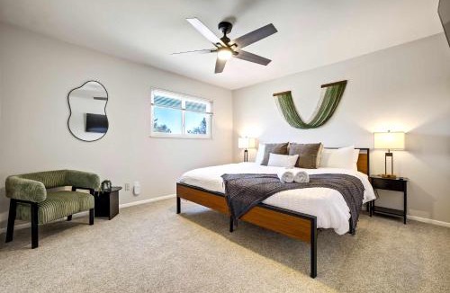West Colorado Springs House | Meadow Gate Spacious Family Home w Fenced Yard