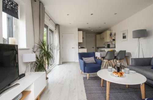 Bere Regis House | Meadow View Barn