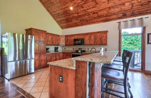 Rockbridge Cabin | Meadows | Hocking Hills, Pool, Theater, Sleeps 24