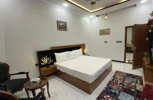 Gulshan-e-Iqbal Hotel | Meadows Hotel and Suites Gulshan