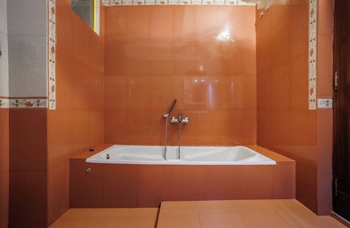 Stone House Area Hotel | Meadows Residency