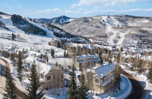Beaver Creek Apartment | Meadows Townhome M3 by East West Hospitality