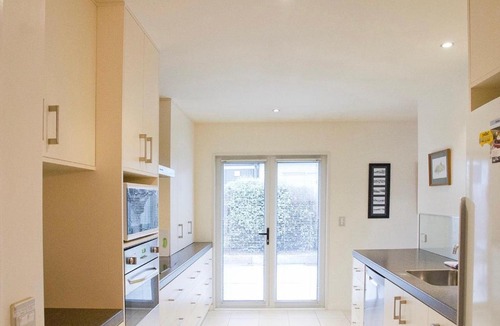 Wanaka House | Meadowstone Retreat - Wanaka Holiday Home