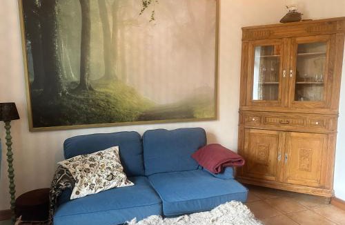 Dargun Apartment | Mecklenbü mit Teich, Kamin, Sauna und Hotpott
