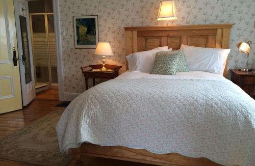 Chester Hotel | Mecklenburgh Inn