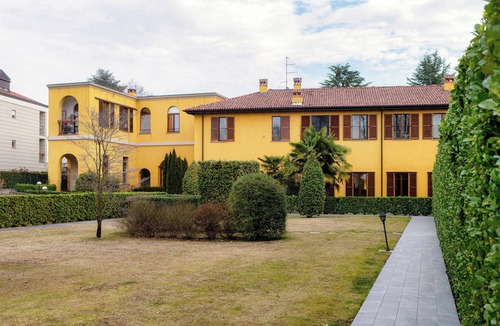 Appiano Gentile Apartment | Medel