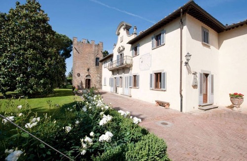 Castelfiorentino Villa | Medieval castle turns into a Pool Villa and hosts Julia Roberts too.
