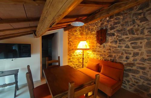 Arzignano Apartment | Medieval Domus