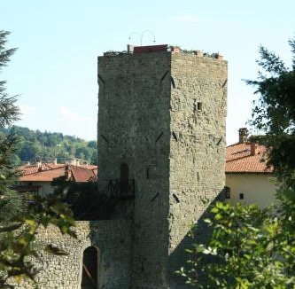 Pratovecchio Villa | Medieval Tower Lungarno your wedding in Tuscany