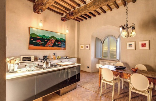 Loreto House | Medieval tower with panoramic views in Todi