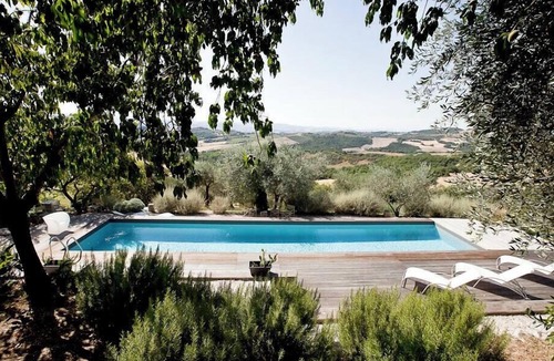 Loreto House | Medieval tower with panoramic views in Todi