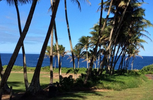 Kapoho Apartment | Mediteranean style Ohana Rental/Loft & Sundeck panoramic OCEAN VIEW