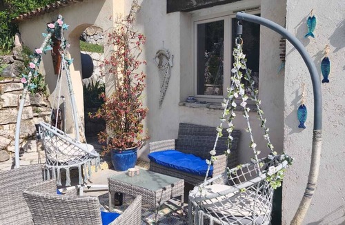 Vence House | Mediterranean escape: charming villa with exceptional swimming pool
