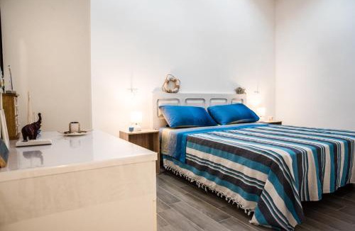 Sant'Antioco Apartment | Mediterranean house