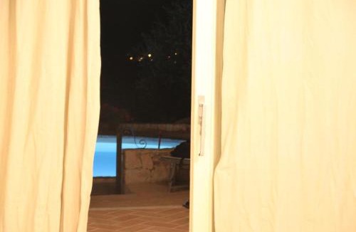 Limpiddu Apartment | Mediterranean Sea Shell Pool House