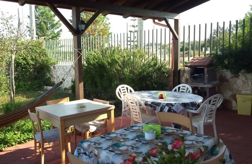 Sant'Isidoro Villa | Mediterranean-style villa a few meters from the sea.