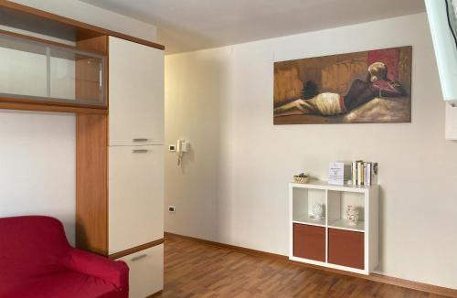 Barriera Vecchia-San Giacomo Apartment | Mediterraneo