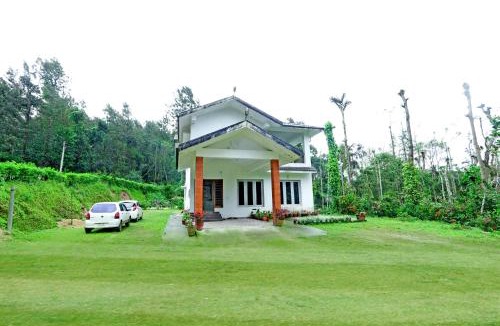 Vastare Villa | Meera Homestay - 4BH Full Villa, Estate, Balcony, Home Food