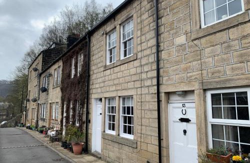 Wadsworth House | Meg's Den
