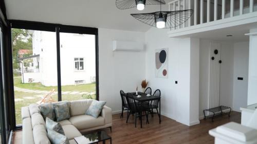 Persembe Hotel | Mehmetbey Çaka