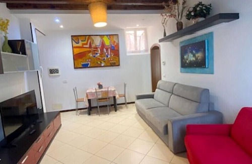 Castello Apartment | Melissa house