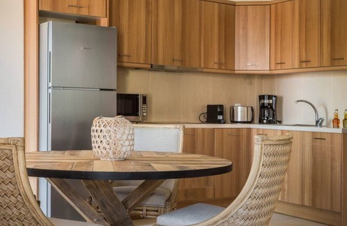 Karavomylos House | Meliti Waterfront Suites