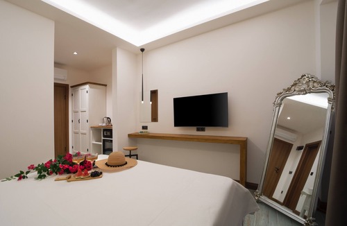 Gokceada Hotel | Melitya House