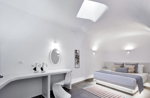 Finikia Hotel | Mellow Luxury Cave