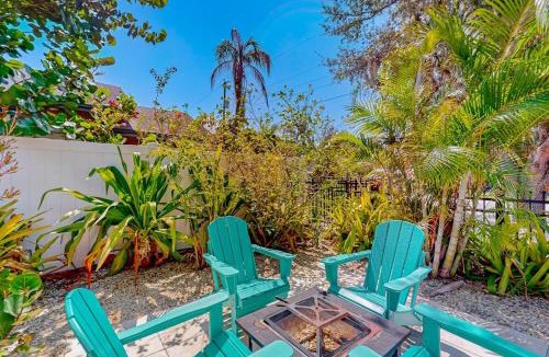 Bayou Oaks House | Mellow Memories