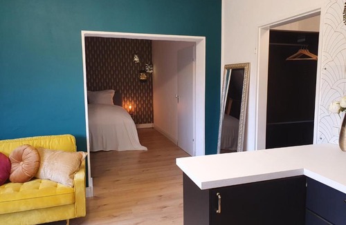 Buer Apartment | Melody Apartment mit E-Ladesäule und mobiler Klimaanlage