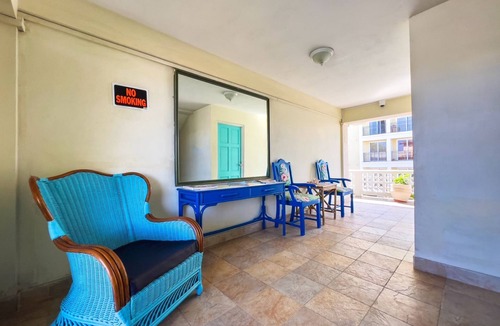 Saint Lawrence Apartment | Melrose Beach Apartments