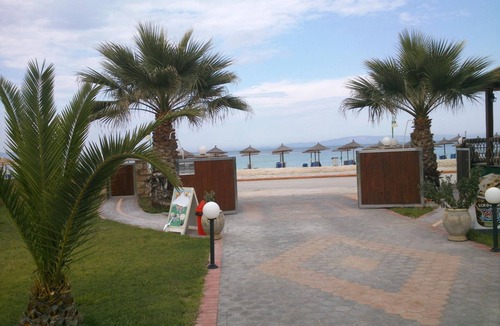 Ormos Panagias Hotel | Meltemi Rooms
