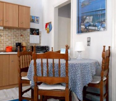Marathokampos Apartment | Meltemia Studio Samos only 200 metres from Aegean Sea