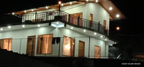 Tehri Range House | Memento Vivere