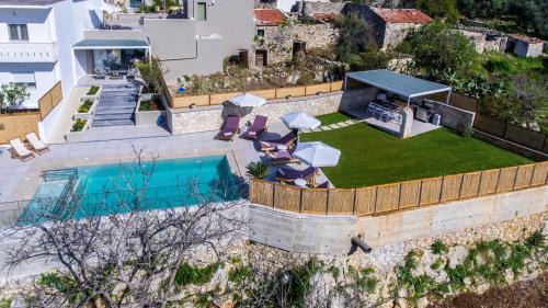 Gerani Villa | Memoria