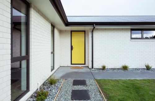 Methven House | Memorial Crescent Retreat - 4 bedroom family home