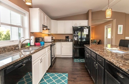 Penn Yan House | Memory Lane: An Unforgettable Family Retreat!