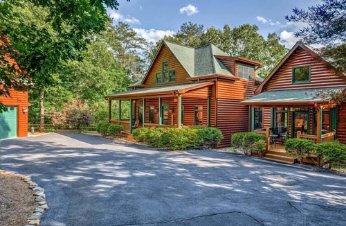 Foxfire Estates Cabin | Memory Maker - Pet Friendly | Screened Porch | Hot Tub