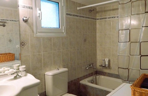 Vlacherna House | Menelais Guesthouse