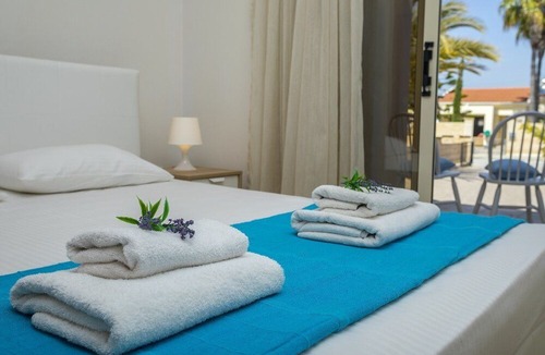 Meneou House | Meneou Beachfront Villa 5