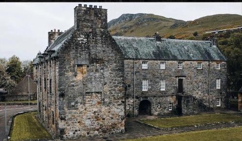 Menstrie Apartment | Menstrie Castle Stay
