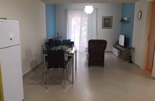 Nea Iraklitsa Apartment | MENTA Apartment
