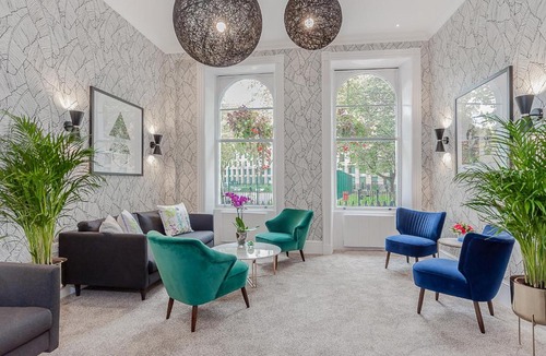 St. Pancras Hotel | Mentone Hotel